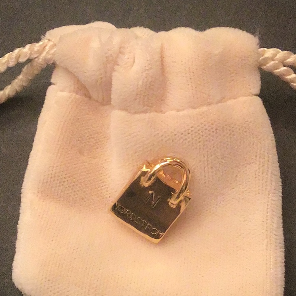 NORDSTROM Shopping Bag Pin